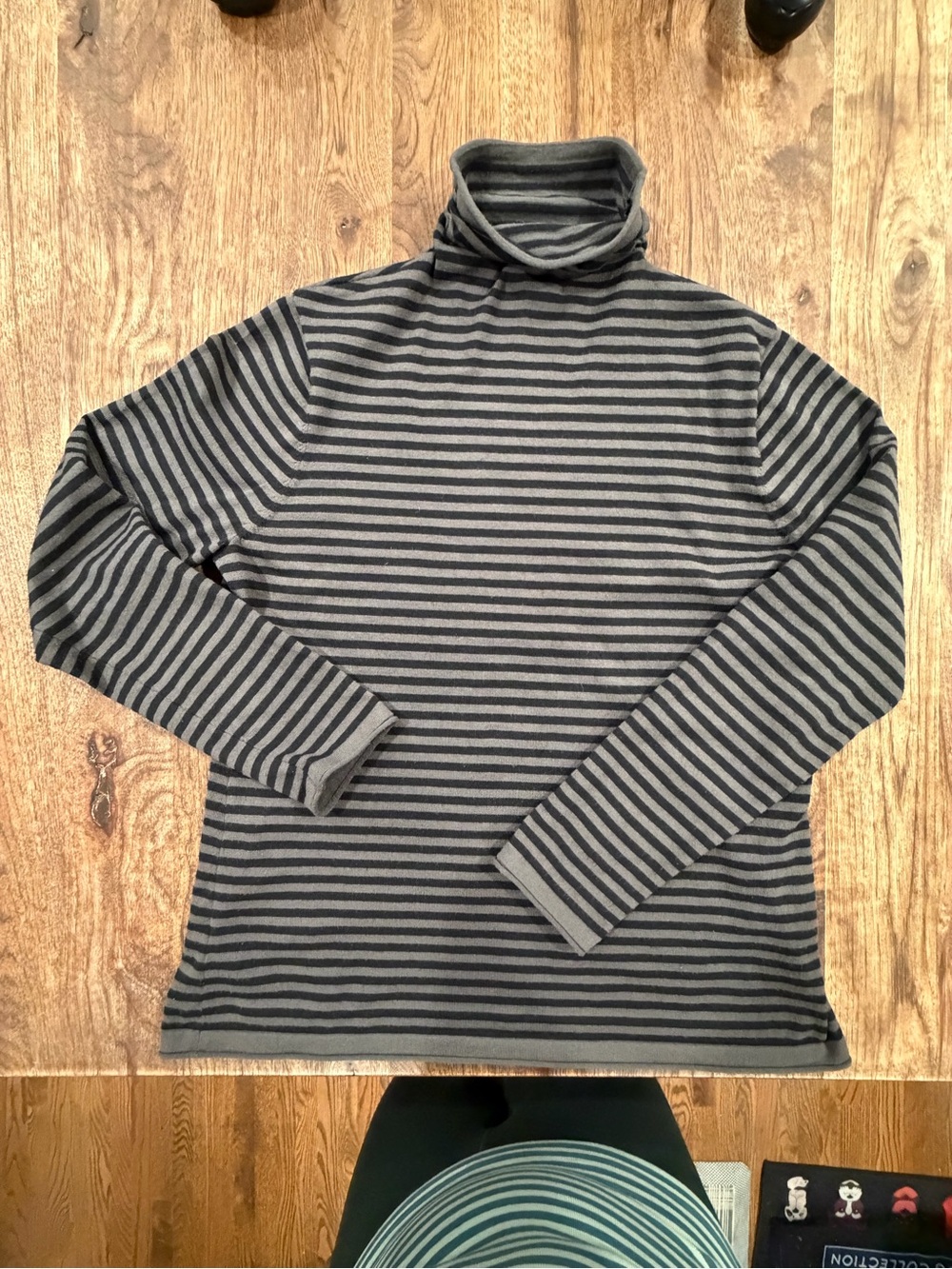 Duluth Trading Co Sno-way Striped Turtleneck Sweater - Gray/Black